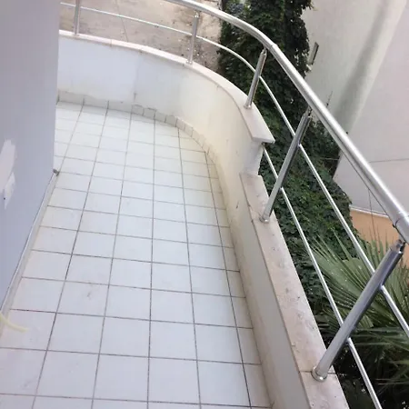 One Bedroom In Next To The Sea Apartment *