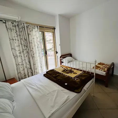 Apartment One Bedroom In Next To The Sea